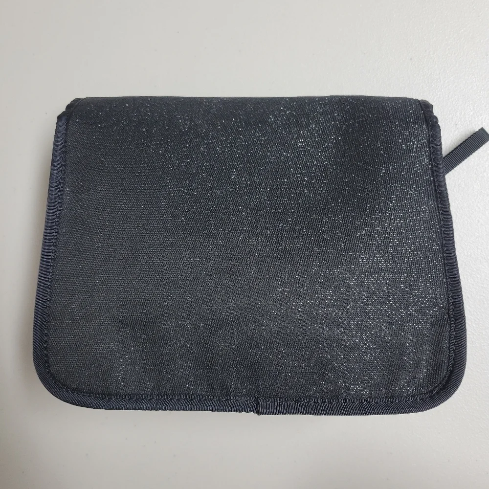 Ivivva By Lululemon Toiletry Bag.